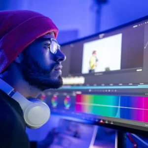 Colorizare profesională video