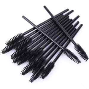 Perie pentru sprancene